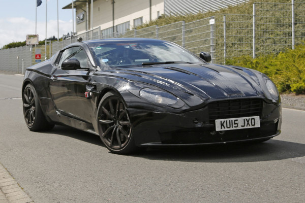 Erwischt: Erlkönig Aston Martin DB 11