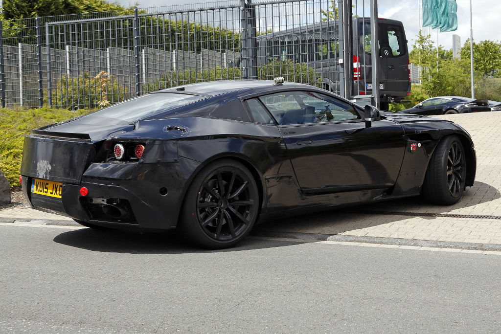Erwischt: Erlkönig Aston Martin DB 11