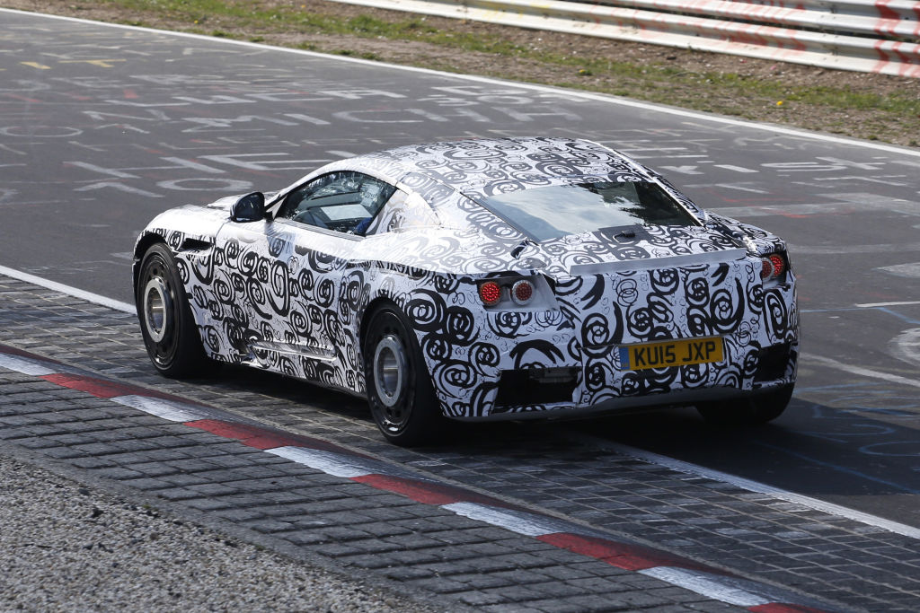 Erwischt: Erlkönig Aston Martin DB 11