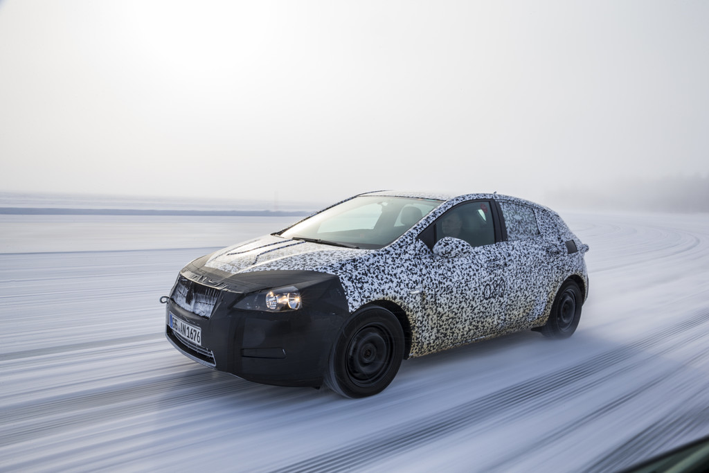 Tarnung gehört auch bei Opel zum Geschäft