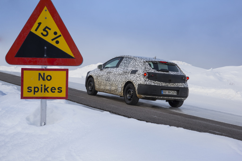 Tarnung gehört auch bei Opel zum Geschäft