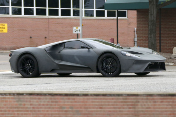Erwischt: Erlkönig Ford GT – Düsterer Flitzer