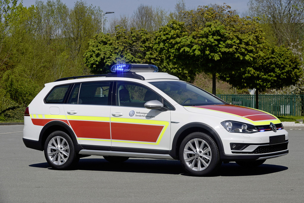 „Rettmobil“: Zwei neue Volkswagen für den Rettungseinsatz