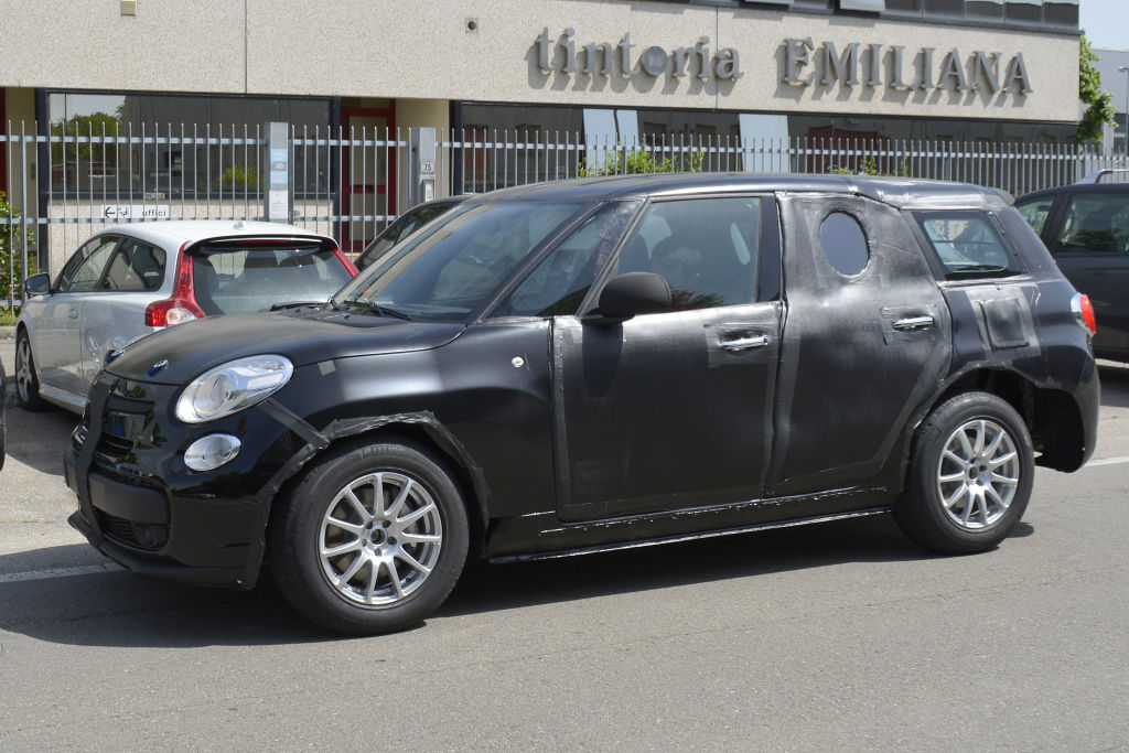 Erwischt: Erlkönig Alfa Romeo SUV – Getarnt als Fiat 500L