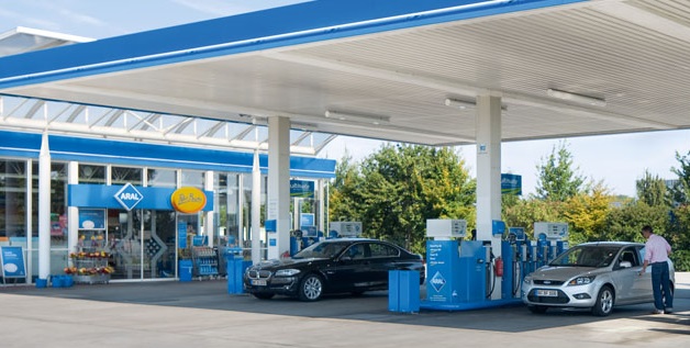 Beim Tanken Geld sparen: Tankkarten helfen