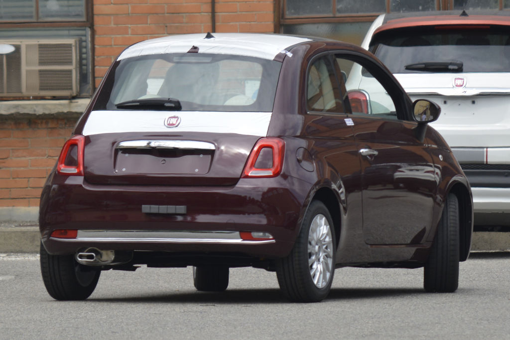 Erwischt: Erlkönig Fiat 500 Facelift – Mit wenig Tarnung unterwegs