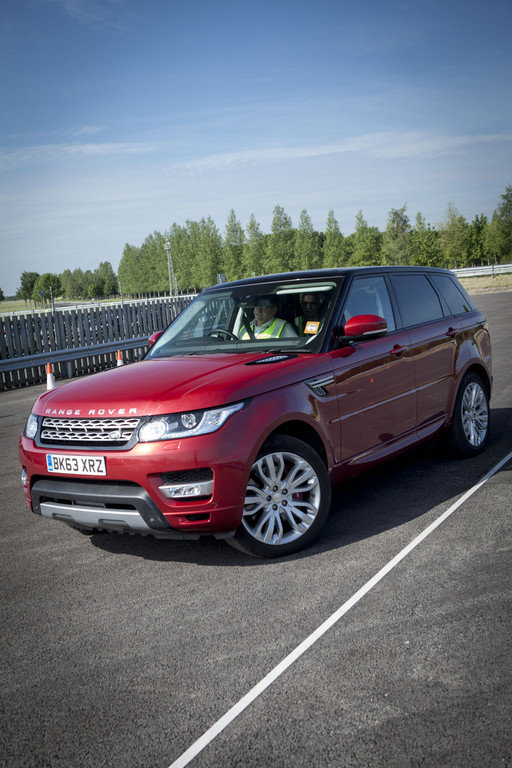Jaguar Land Rover: Automatismen im Auto