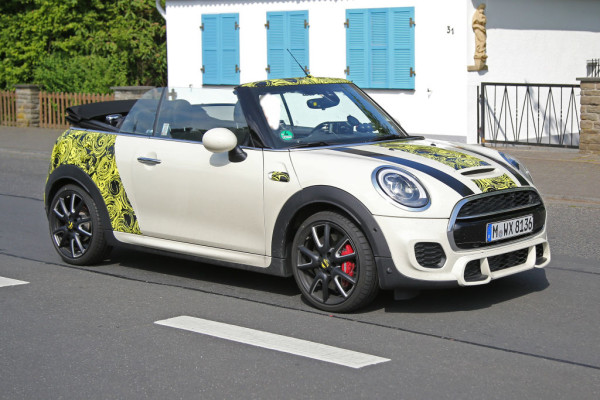 Erwischt: Erlkönig MINI Cabrio - Offen unterwegs