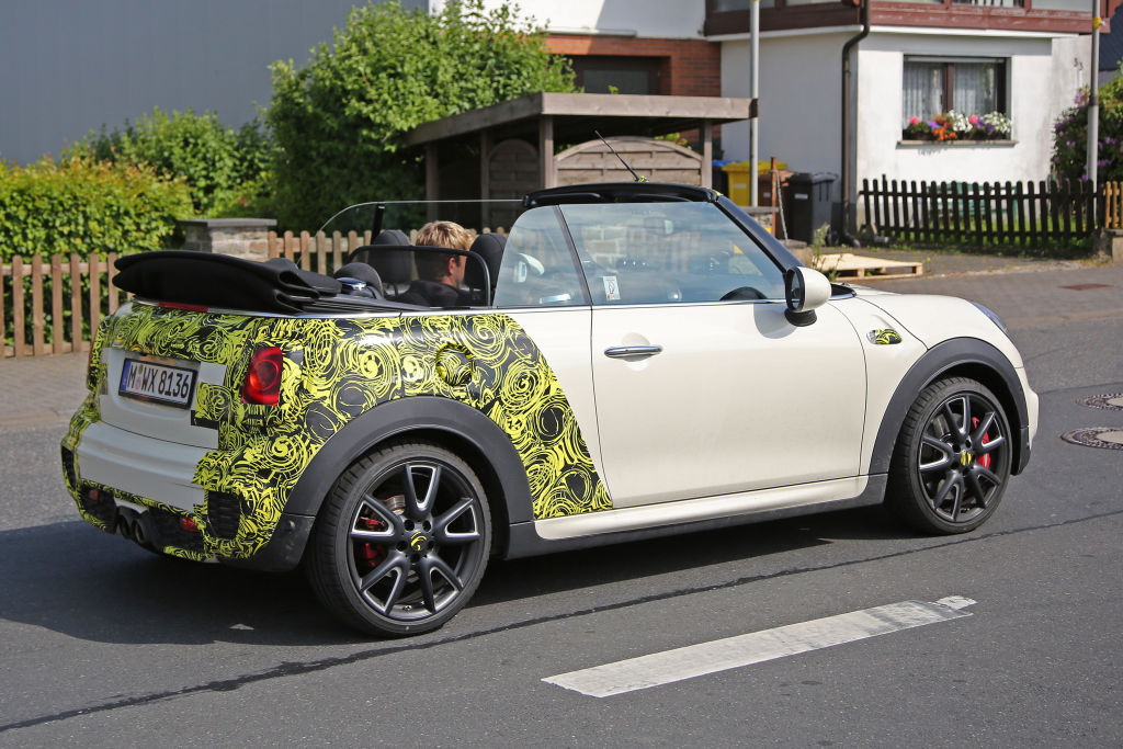 Erwischt: Erlkönig MINI Cabrio - Offen unterwegs