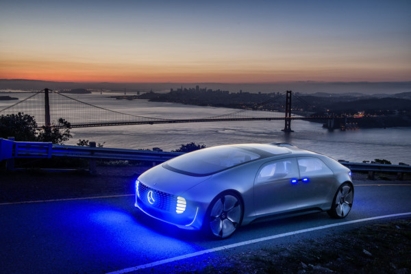 Mercedes-Benz startet Kampagne zur Vision vom autonomen Fahren