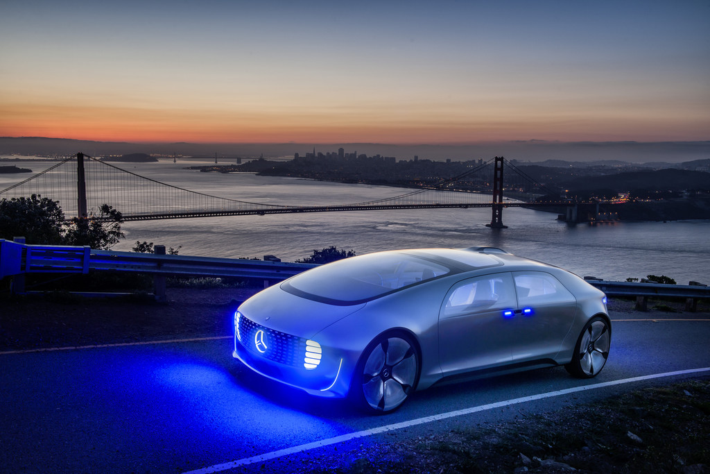 Mercedes-Benz startet Kampagne zur Vision vom autonomen Fahren