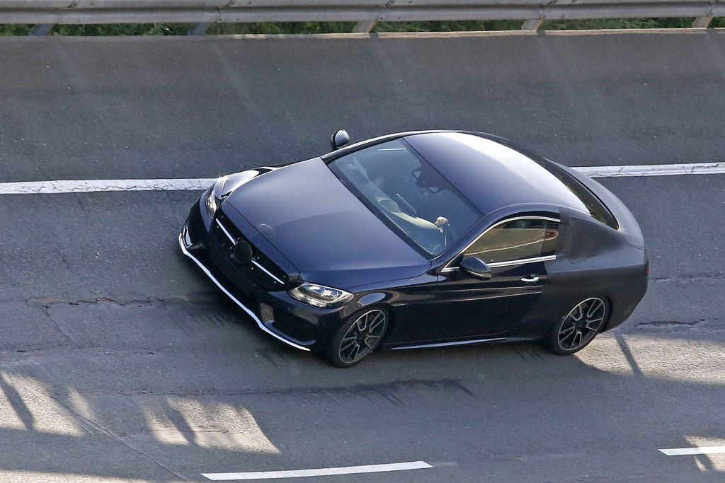 Erwischt: Erlkönig Mercedes C-Klasse Coupé - Nur mit dünner Tarnung unterwegs