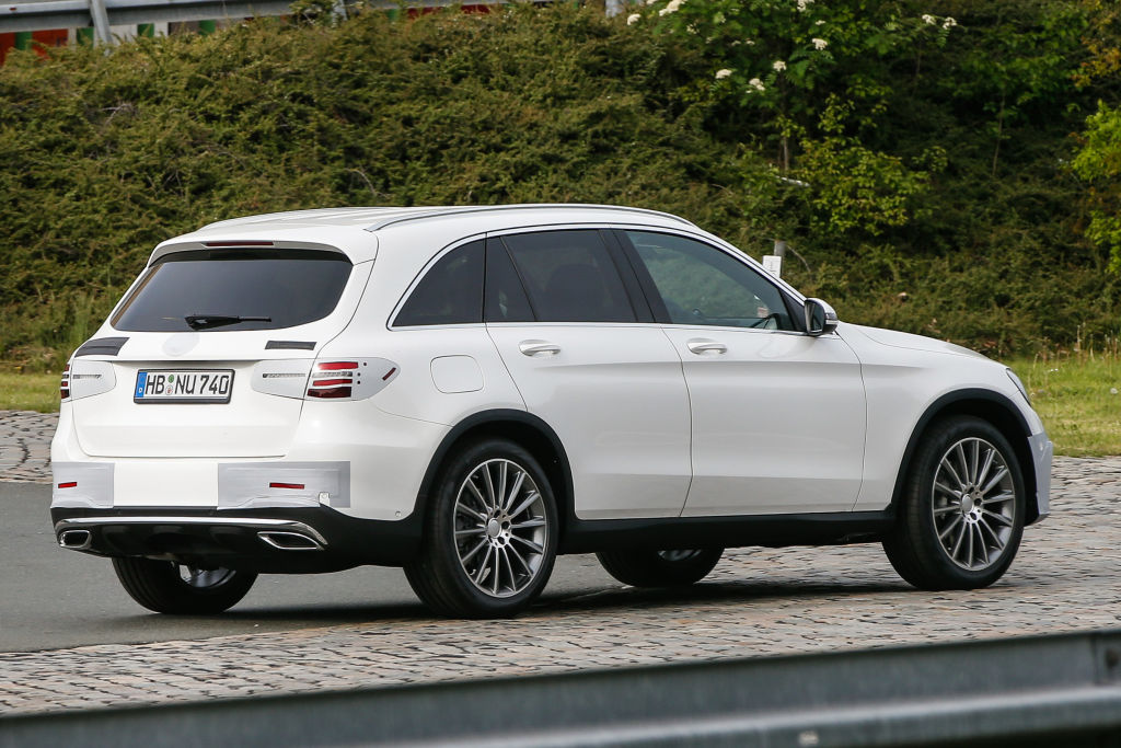 Erwischt: Erlkönig Mercedes GLC – GLK-Nachfolger fast ungetarnt