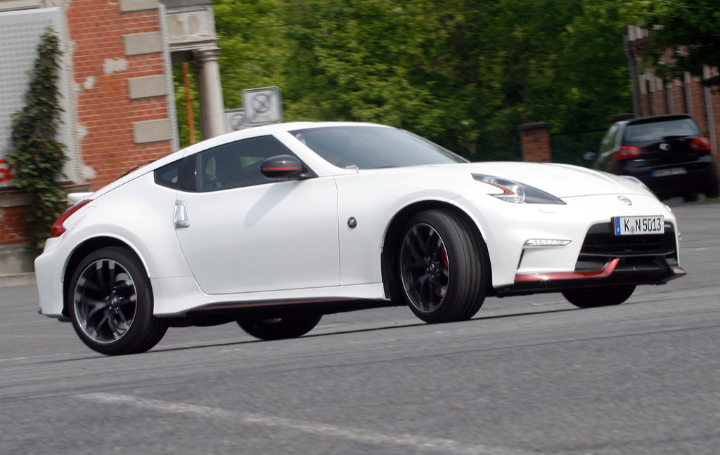 Test Nissan 370 Z Nismo: Motorsport all inclusive