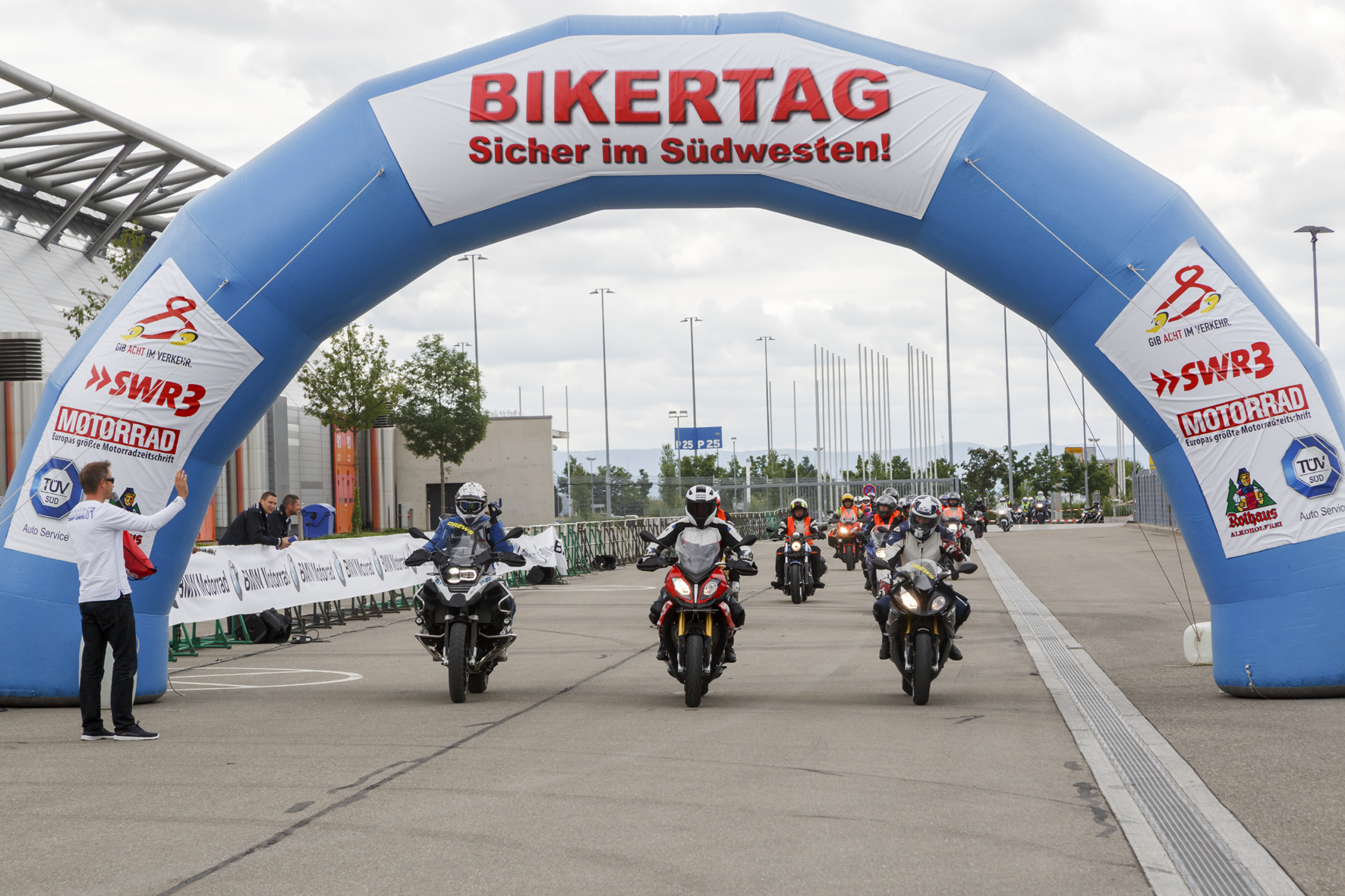 BMW und Biker - das passt
