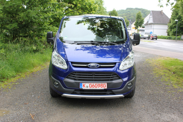 Wohnmobil Ford Tourneo Euroline: Multi-Talent für Alltag und Freizeit