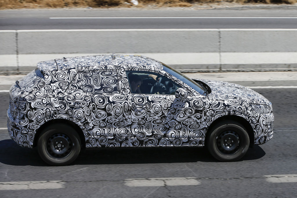 Der Audi Q1 kommt als Fronttriebler mit Quattro-Option. Seine Motoren beginnen bei...