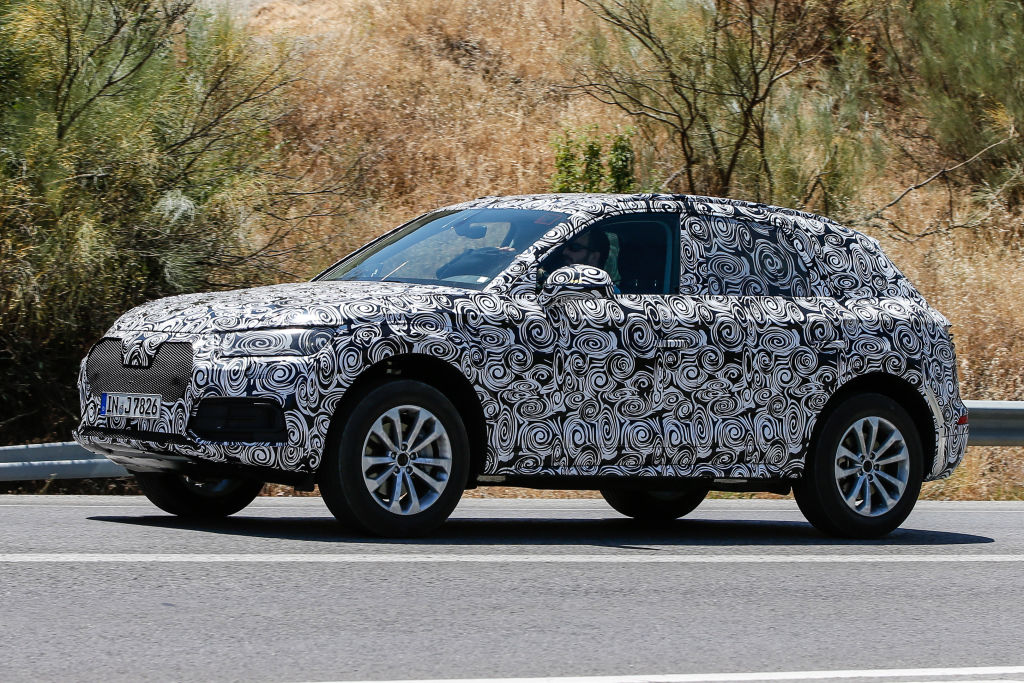 Es wir einen Plug-in Hybriden geben, e-quattro genannt, der mit zusätzlichen Elektromotoren den Allrad 