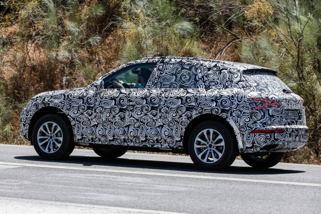 Der Q5 dürfte als Basis des geplanten Q6 dienen. Dieser wird ein...