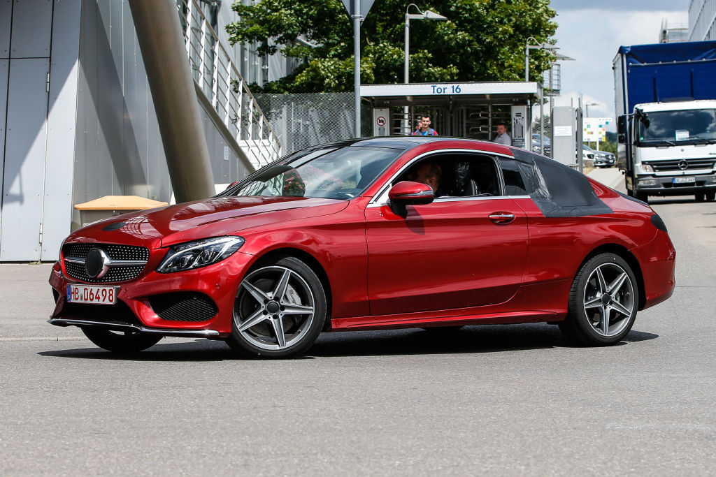 Entsprechnde AMG Versionen werden wohl nur dem Coupé vorbehalten sein.