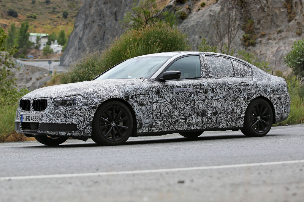 durch Verbundwerkstoffe ersetzt. BMW setzt auf eine Mischung aus Carbon und Aluminium, um eine...