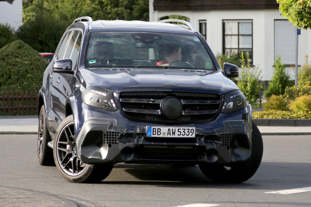 Der Mercedes-Benz GLS (bis zum Facelift GL) ist ein Luxus Full-Size-Crossover und seit 2012 auf dem Markt.