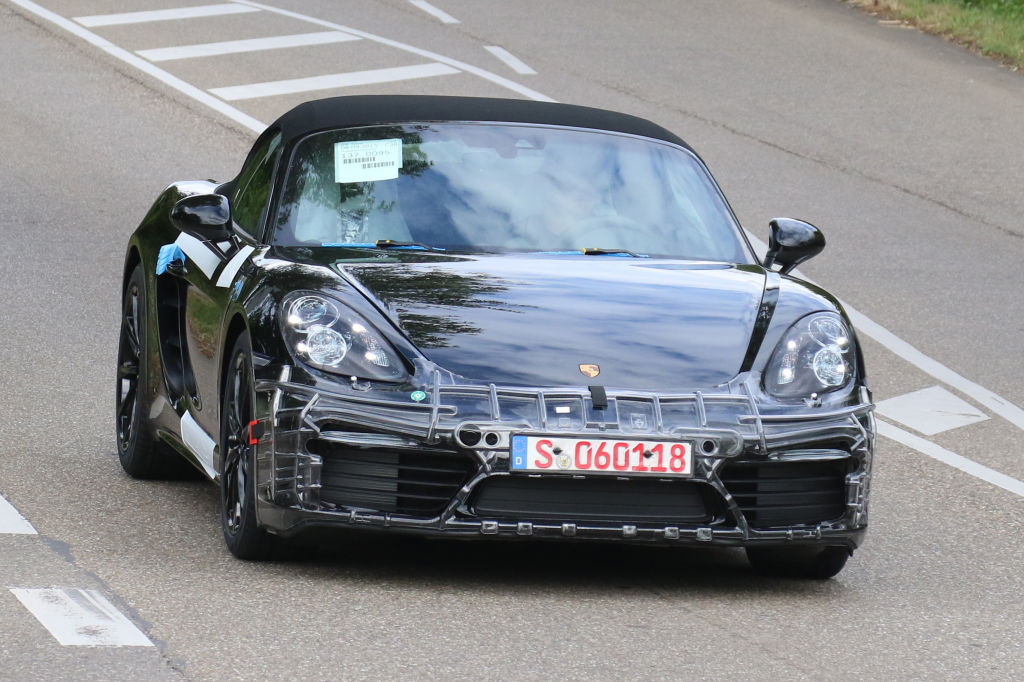 Porsches Prototypen benötigen wenig Tarnung, da die Veränderungen eines Facelift eher dem Profi auffallen.