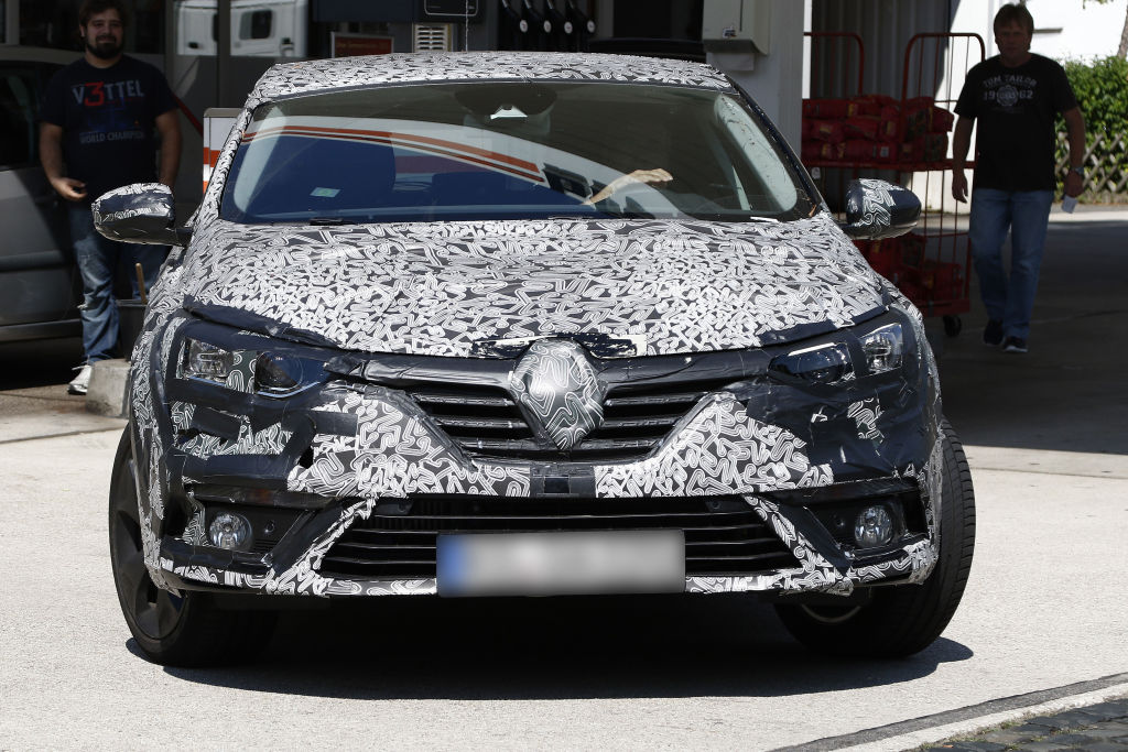 Der Megane, der vierten Generation steht auf einer neuen Plattform, welche er sich mit...