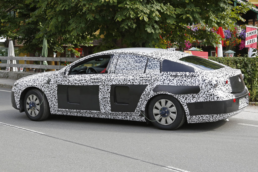 Opel Insignia / Buik Regal