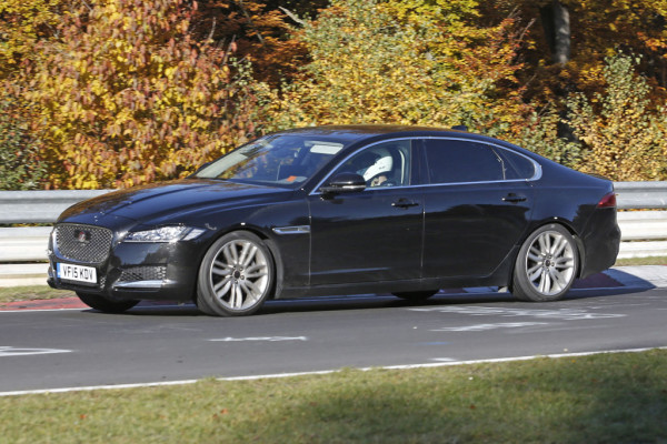 Jaguar XF L