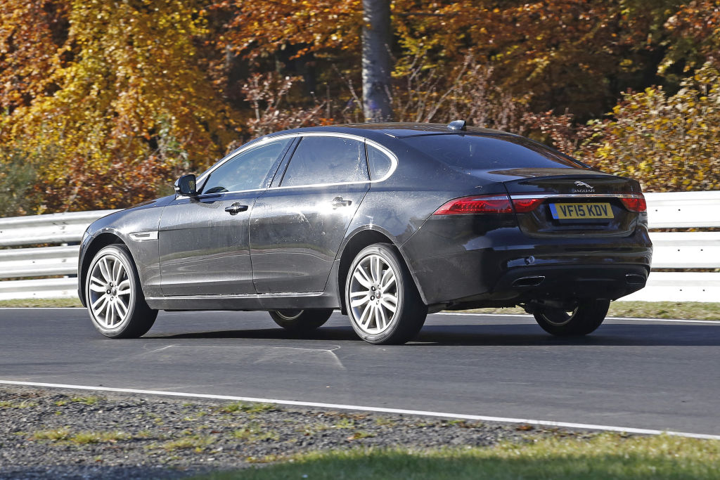Jaguar XF L