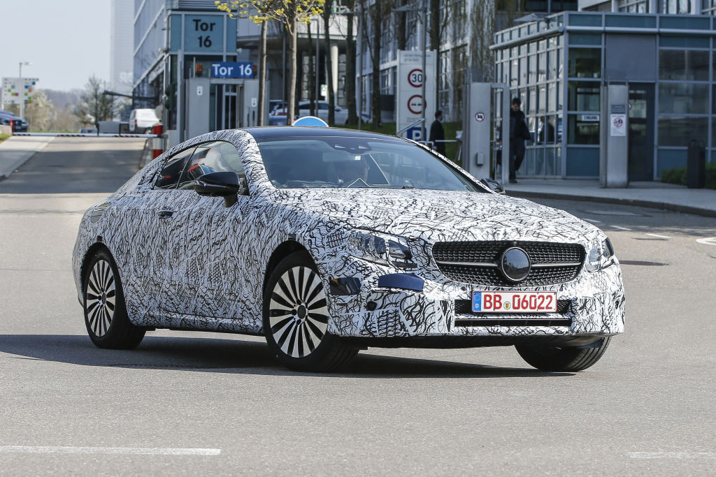 Erlkönig Mercedes-Benz E-Klasse Coupé