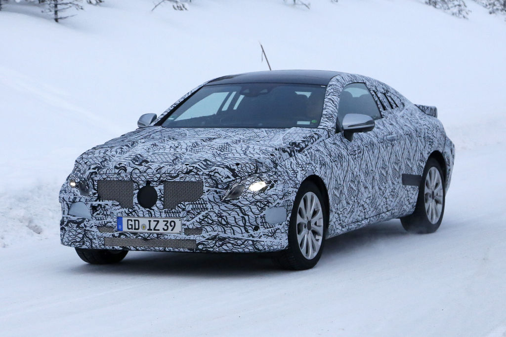 Erlkönig Mercedes-Benz E-Klasse Coupé
