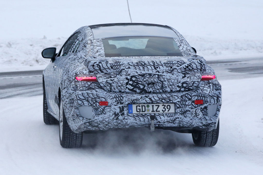 Erlkönig Mercedes-Benz E-Klasse Coupé