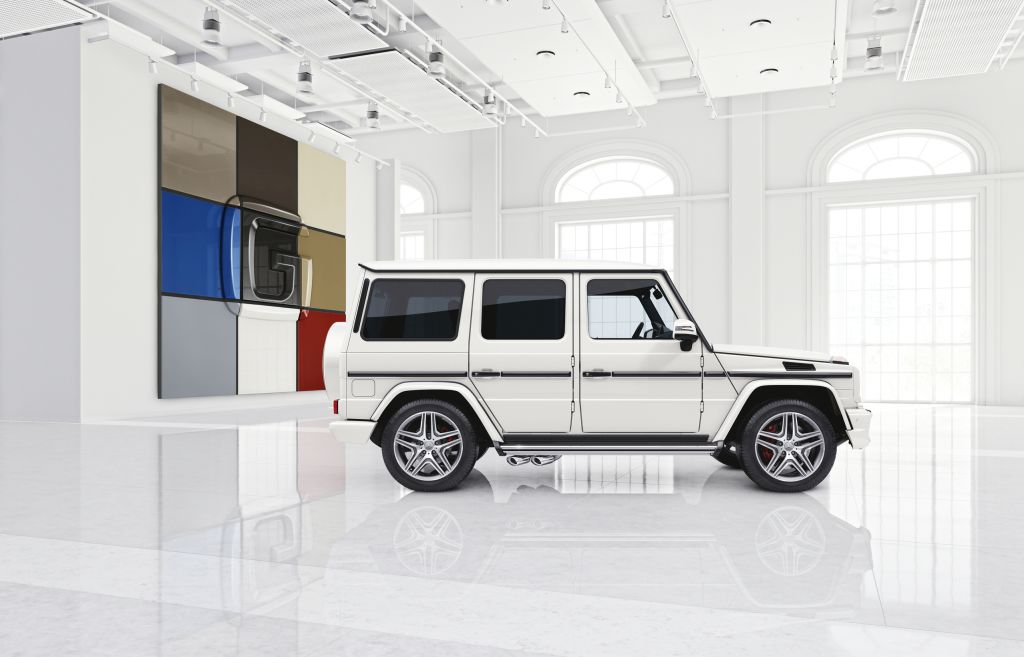Mercedes-Benz G-Klasse, designo manufaktur, Interieur zweifarbig schwarz/rot mit roten Ziernähten