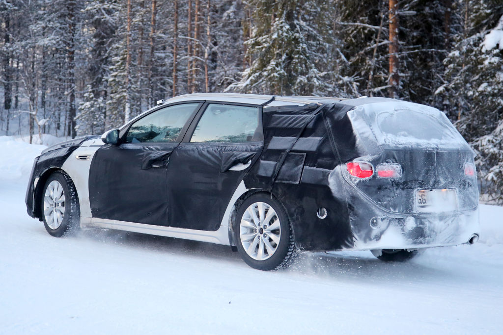 Erlkönig Kia Optima Sportwagon
