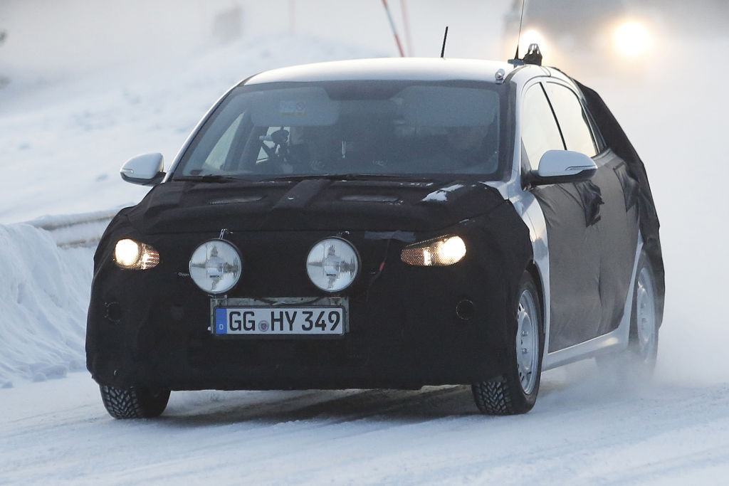 Erlkönig Kia Rio