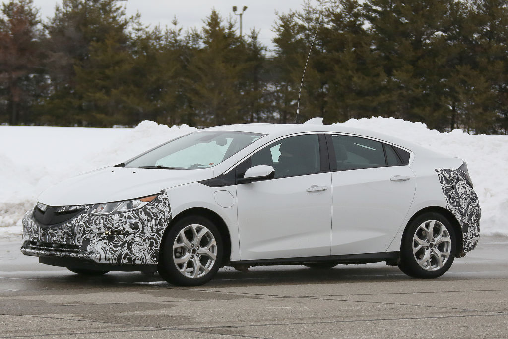 Erlkönig Opel Ampera 2017