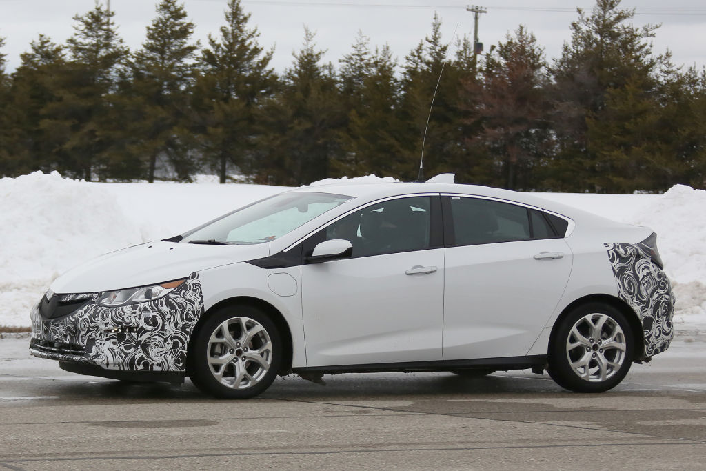 Erlkönig Opel Ampera 2017