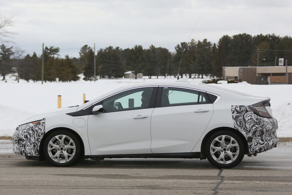 Erlkönig Opel Ampera 2017