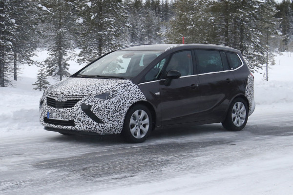 Opel Zafira Facelift 2016