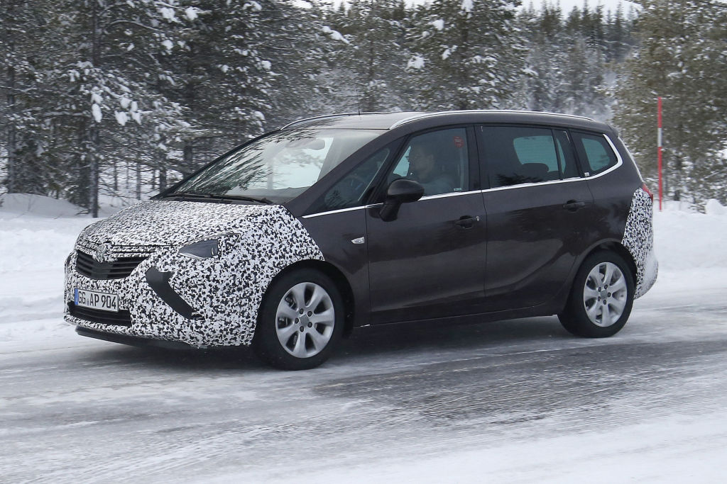 Opel Zafira Facelift 2016