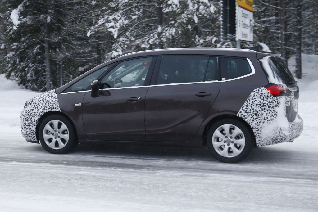 Opel Zafira Facelift 2016