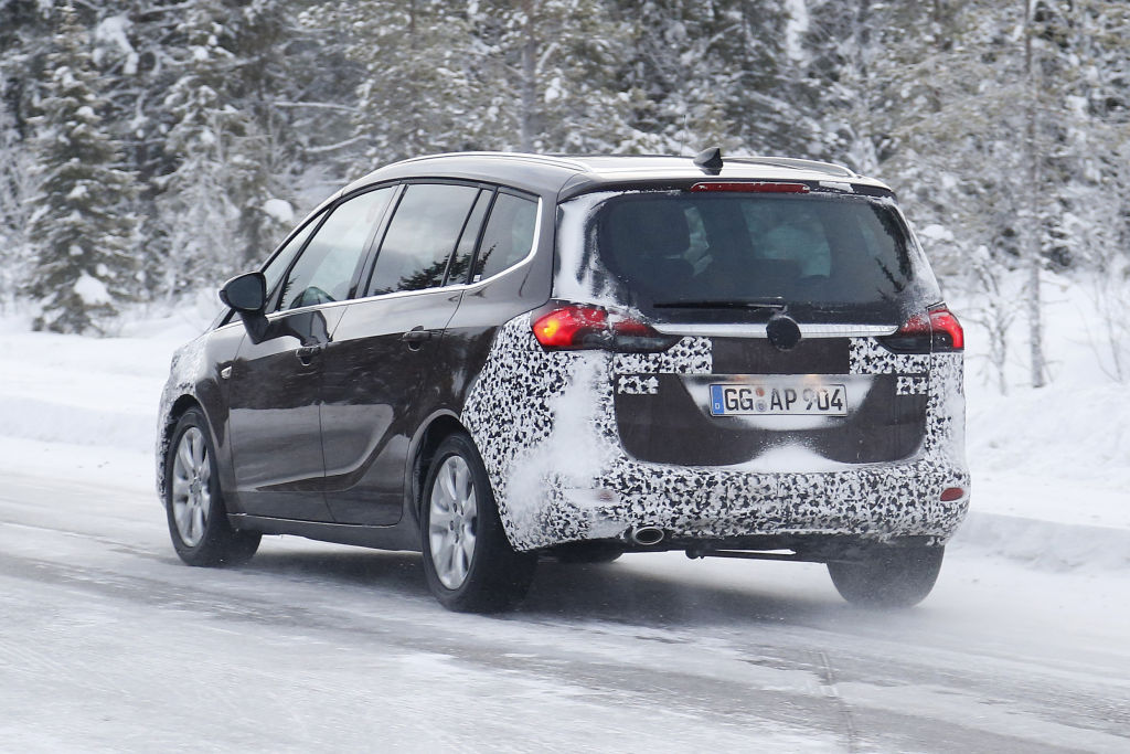 Opel Zafira Facelift 2016