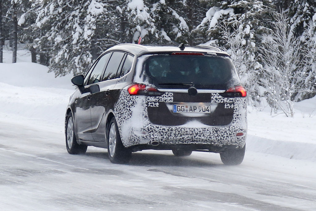 Opel Zafira Facelift 2016
