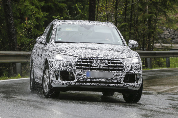 Erlkönig Audi Q5 2017er Modell ( Aufnahmen vom 24.05.2016)