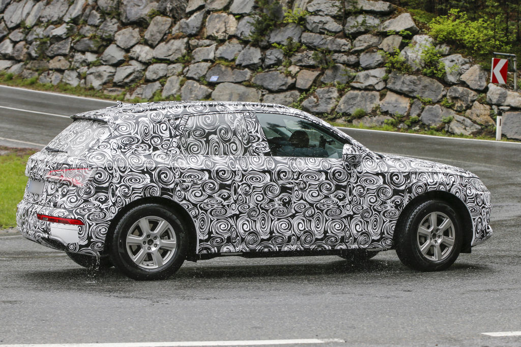 Erlkönig Audi Q5 2017er Modell ( Aufnahmen vom 24.05.2016)