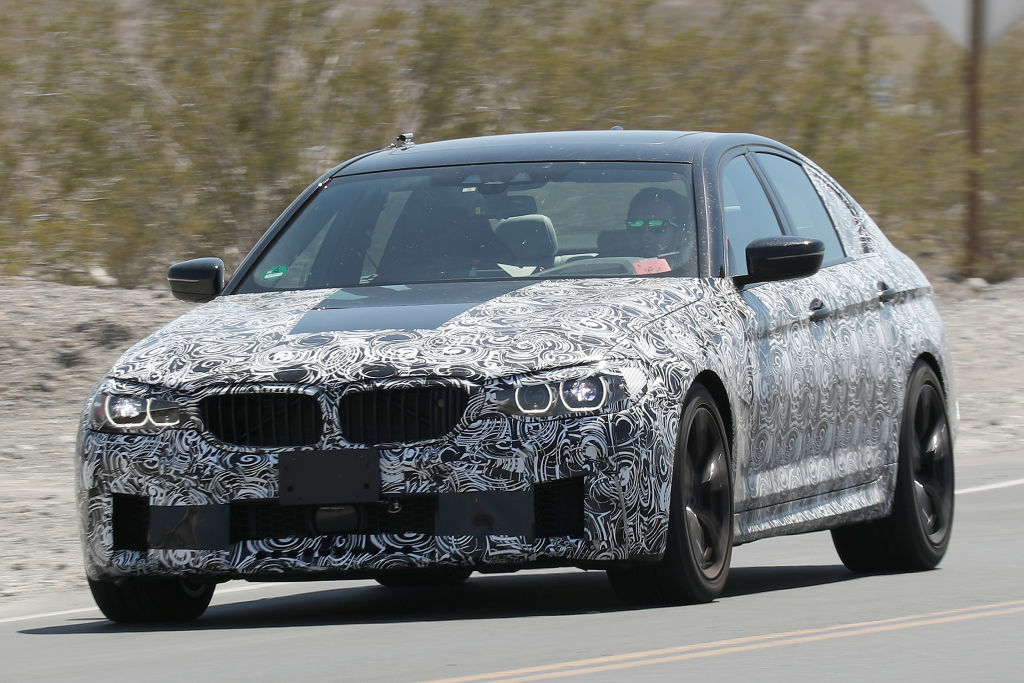 Erlkönig BMW M5 auf Testfahrt in der Mojave Wüste