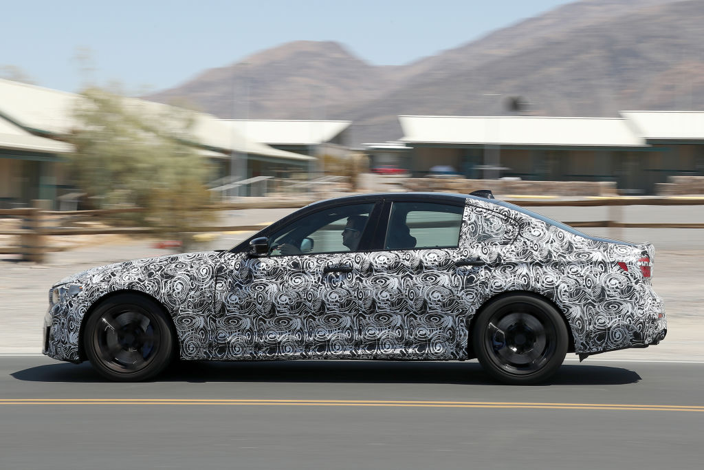 Erlkönig BMW M5 auf Testfahrt in der Mojave Wüste