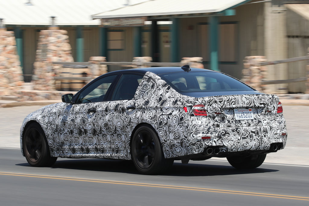 Erlkönig BMW M5 auf Testfahrt in der Mojave Wüste